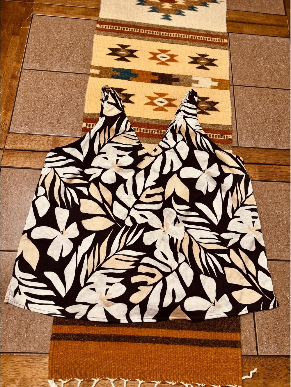 Old navy floral dressy tank top
